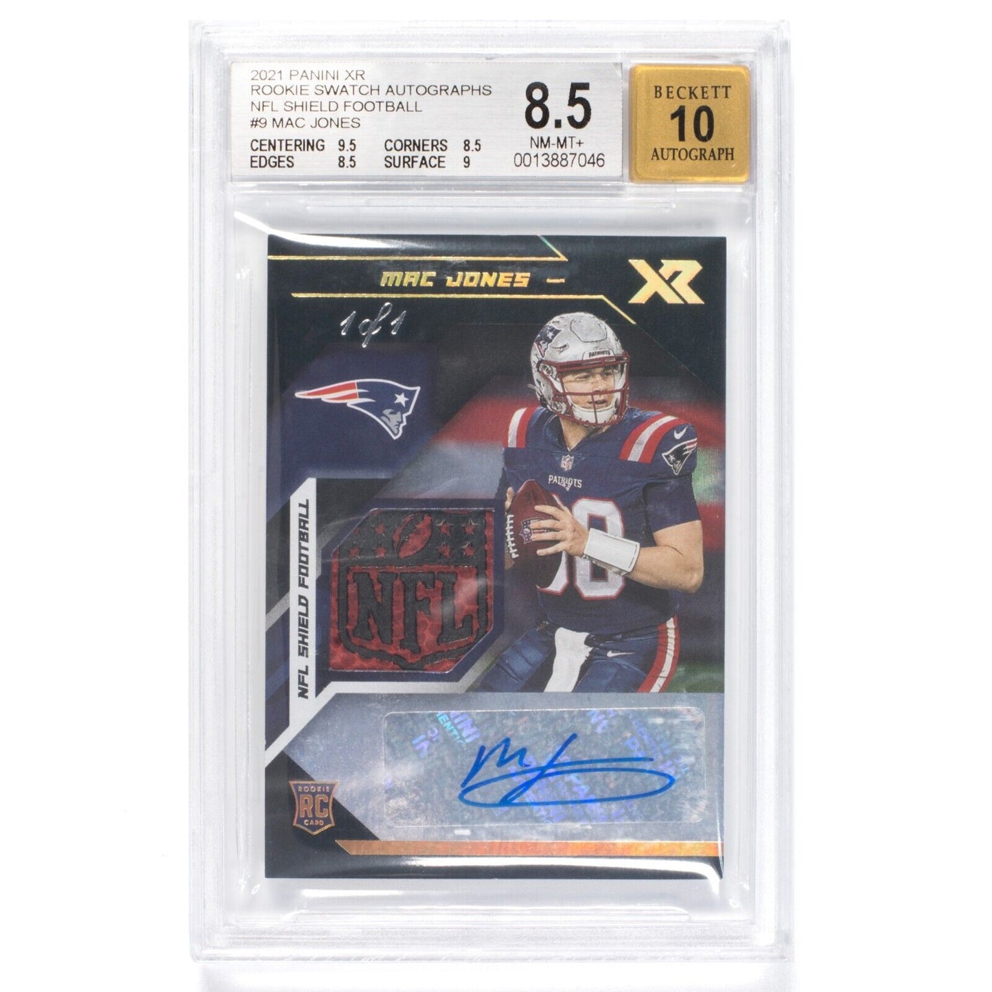 2021 Panini XR NFL Mac Jones 1/1 Rookie Swatch Auto NFL Shield BGS 8.5